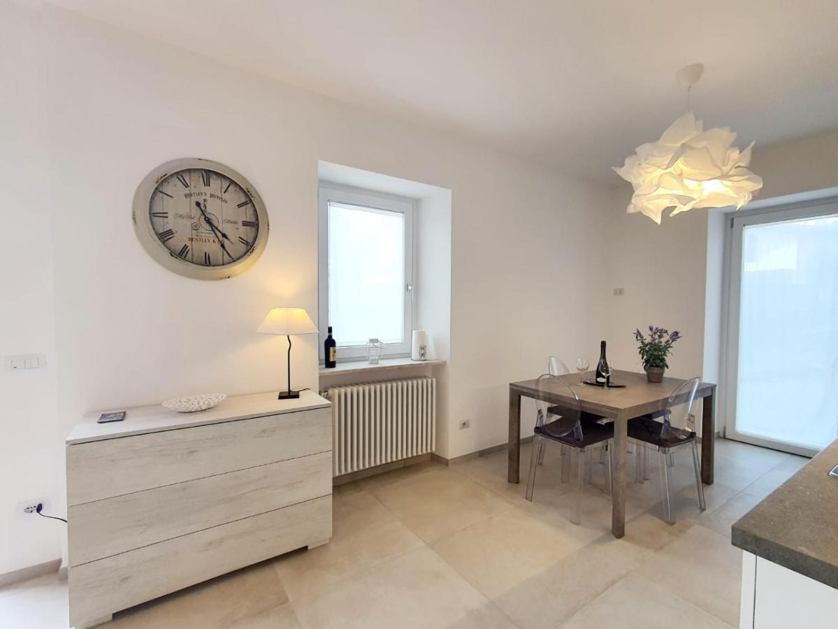 Residenza Gelsomino ヴェルバーニア エクステリア 写真