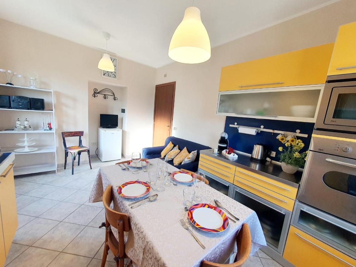 Residenza Gelsomino ヴェルバーニア エクステリア 写真